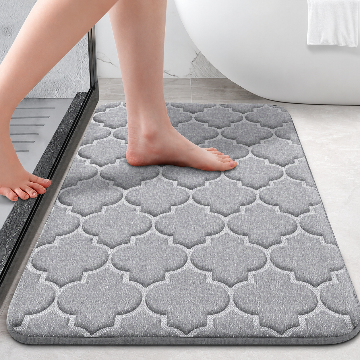 Tapete de Banheiro Veludo Coral Antiderrapante — Ultra Absorvente e Secagem Rápida
