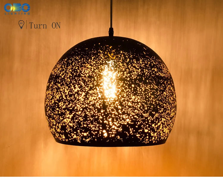 Pendente Vintage Preto com Abajur Gravado — Luminária E27 Estilo Americano para Bar e Restaurante