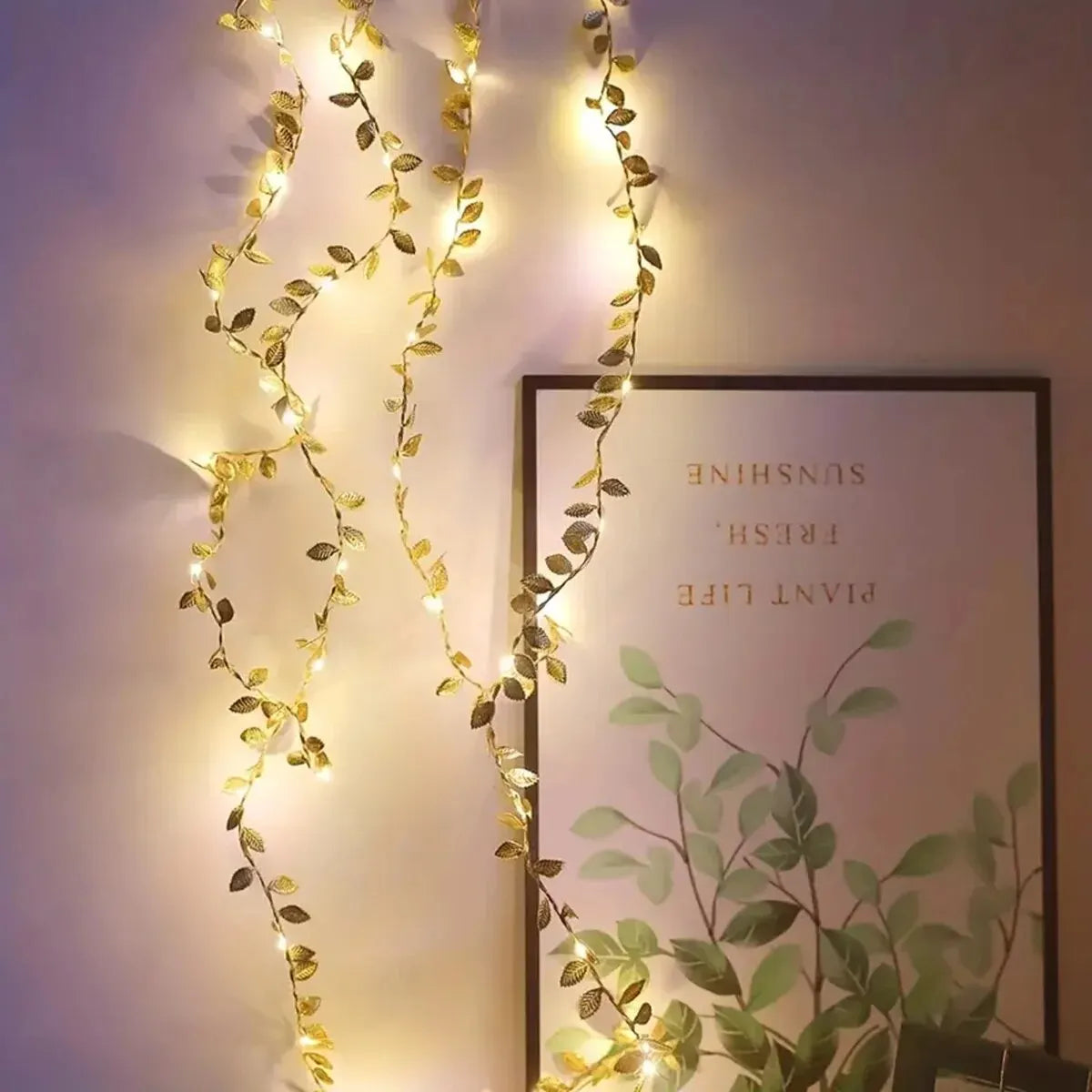 Cordão de Luzes LED Folhas Doradas 2m — Fio de Cobre a Pilha para Decoração e Festas