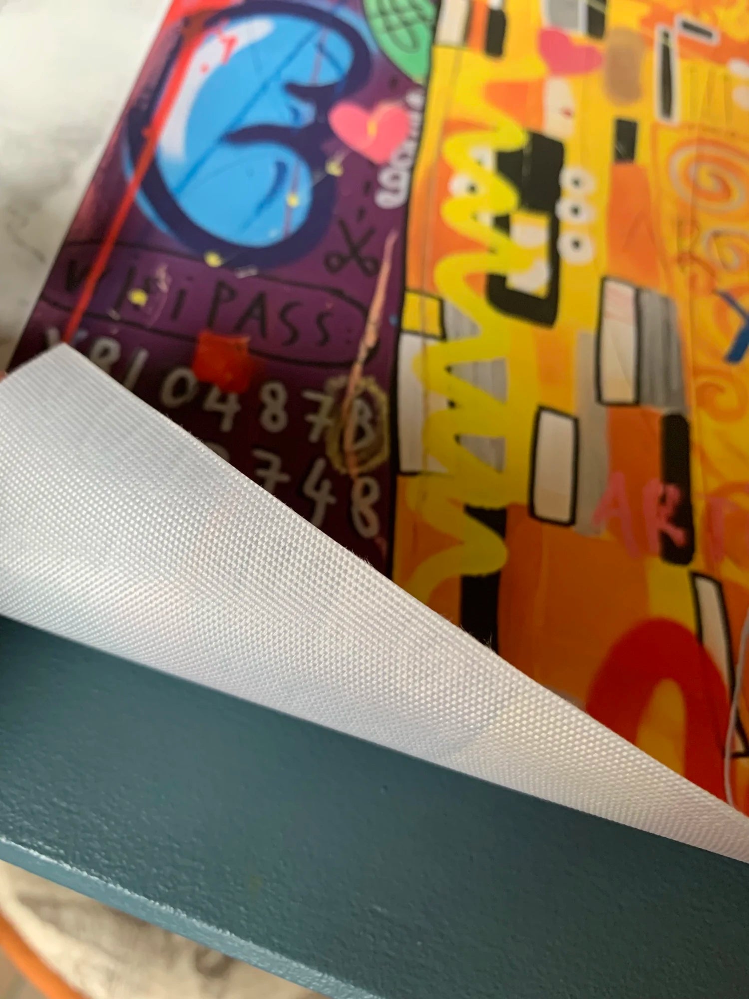 Quadro Decorativo Árvore Dourada e Lua — Arte Abstrata Zen