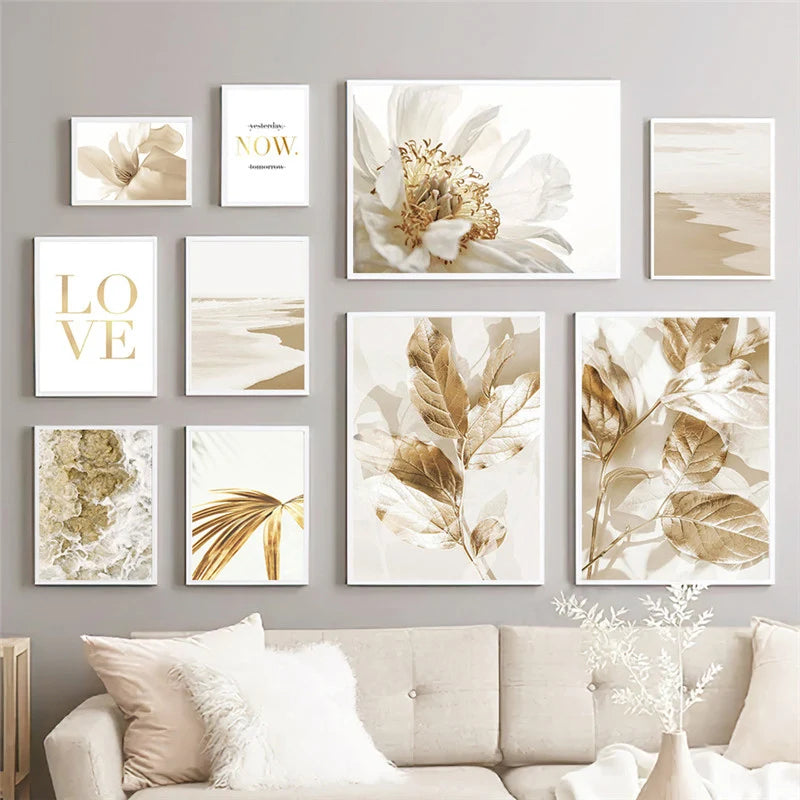 Quadro Decorativo Praia Dourada — Arte de Paisagem Nórdica Moderna para Sala