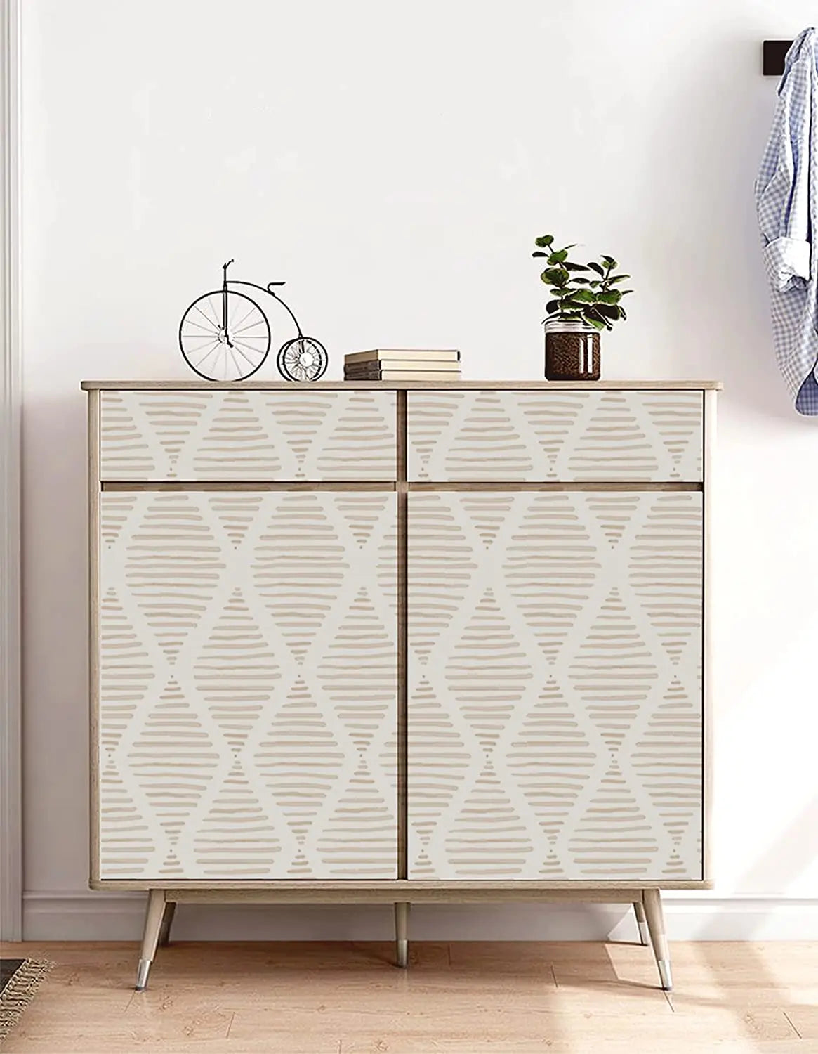 Papel de Parede Listrado Bege e Branco Autocolante — Clássico Moderno para Quarto e Gavetas