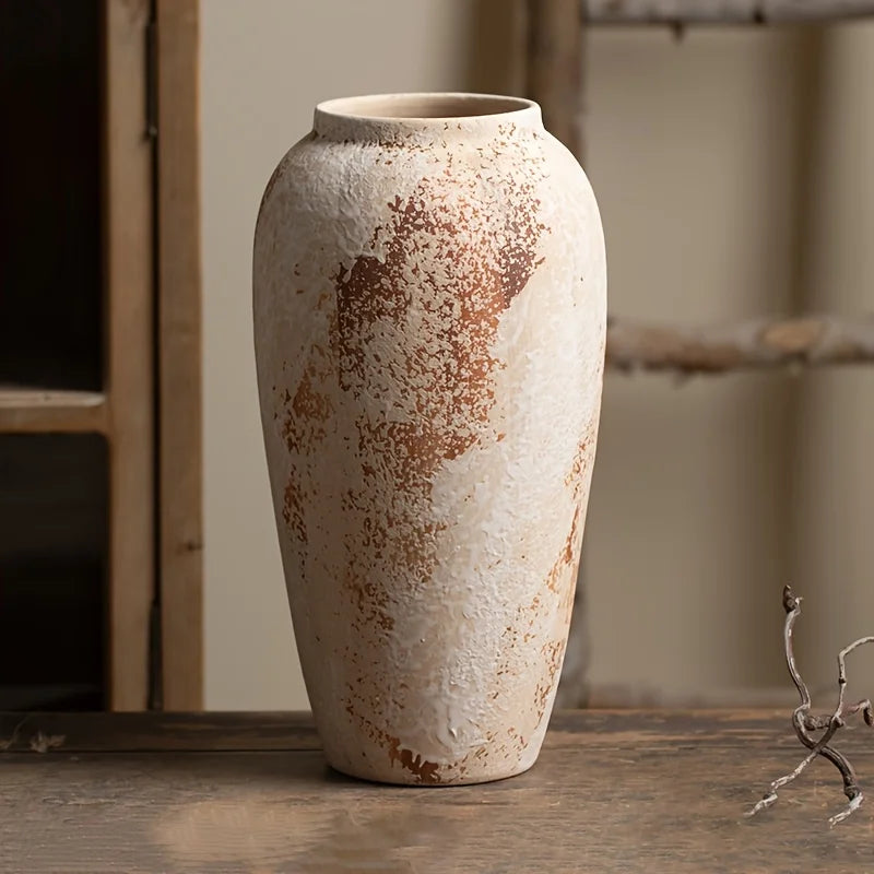 Vaso Cerâmica Retrô com Pintas Brancas — Design Clássico para Flores e Ambientes