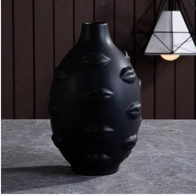 Vaso Cerâmica Lábios 3D — Branco Decorativo para Flores Secas e Arranjos Criativos