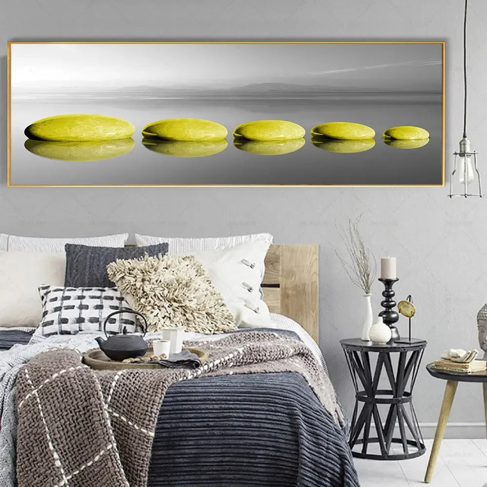 Quadro Decorativo Ponte Dorada Beira-Mar — Arte Minimalista de Paisagem para Sala