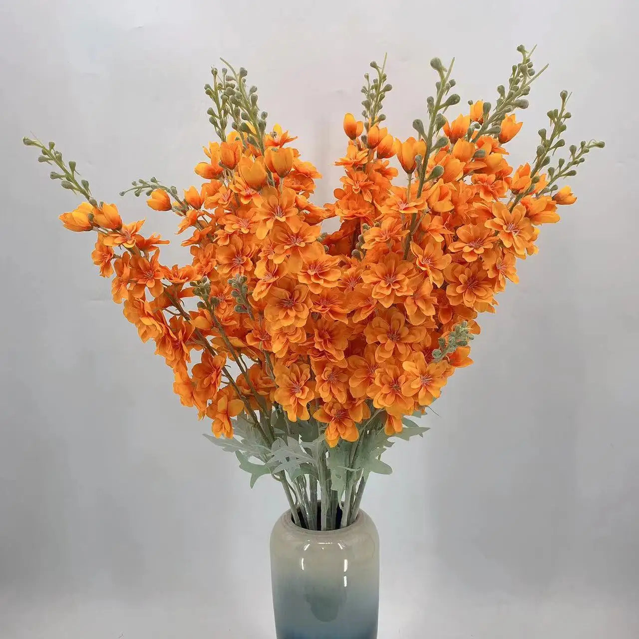 Flor Artificial Delphinium em Veludo — 2 Hastes para Decoração de Casa, Hotel e Casamento