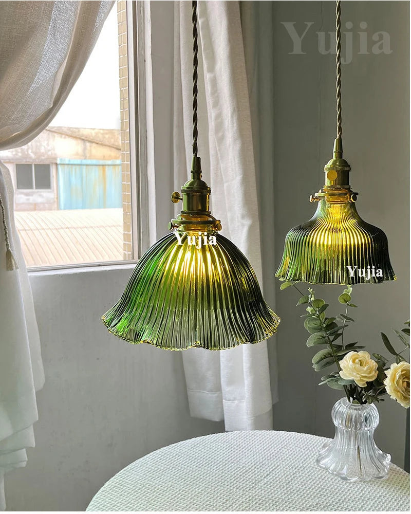 Pendente Nórdico Vidro Verde — Luminária de Latão para Cozinha e Sala de Jantar