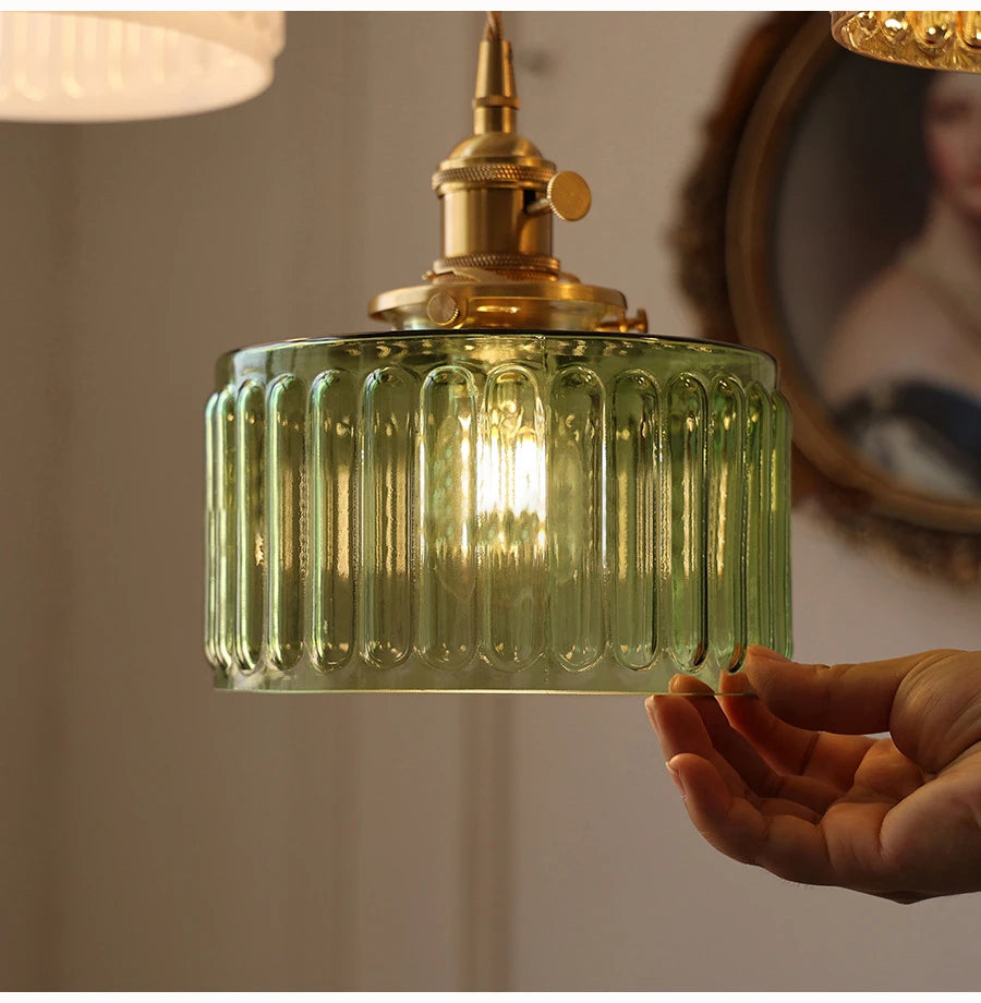 Pendente Nórdico Vidro Verde — Luminária de Latão para Cozinha e Sala de Jantar