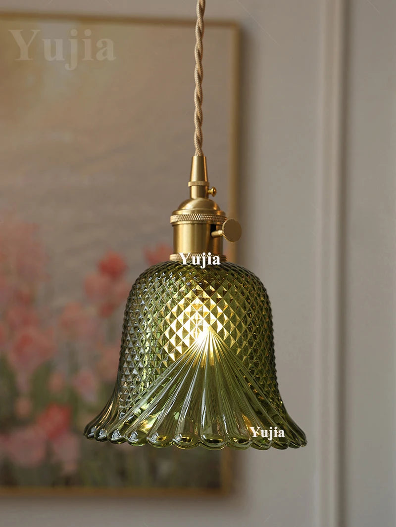 Pendente Nórdico Vidro Verde — Luminária de Latão para Cozinha e Sala de Jantar
