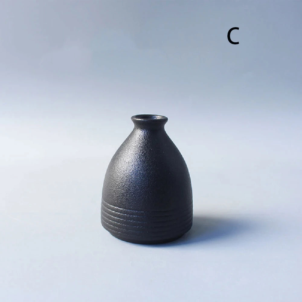 Vaso Cerâmica Pequeno Preto Rústico Japonês — Decoração Minimalista de Mesa