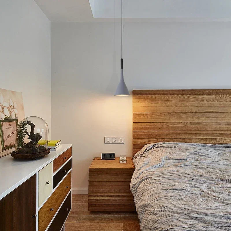 Pendente LED Branco E27 — Luminária de Lustre para Cozinha, Quarto e Sala de Jantar