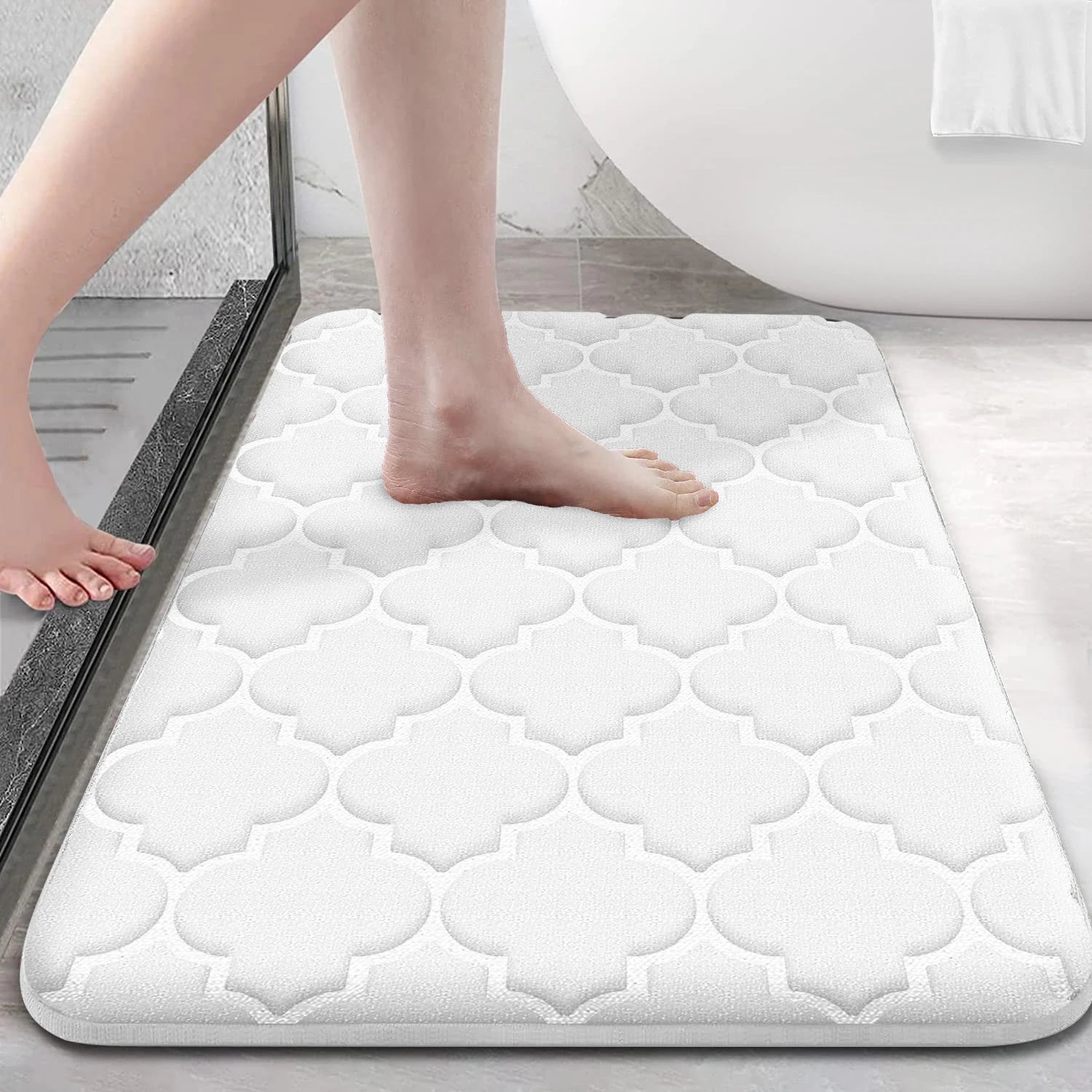 Tapete de Banheiro Veludo Coral Antiderrapante — Ultra Absorvente e Secagem Rápida