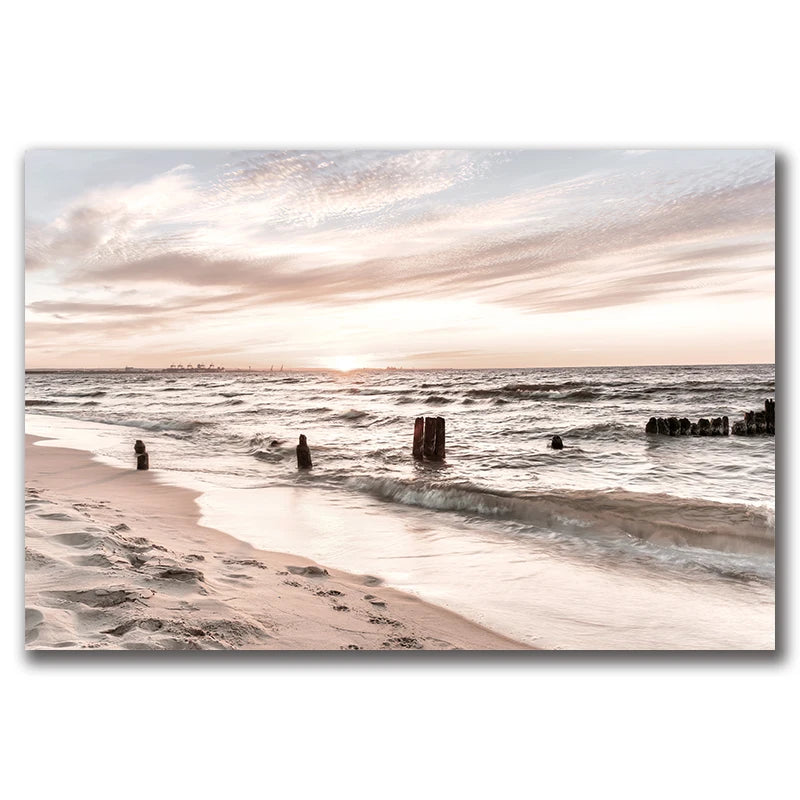 Quadro Decorativo Praia e Ponte de Madeira — Arte de Paisagem Nórdica para Sala