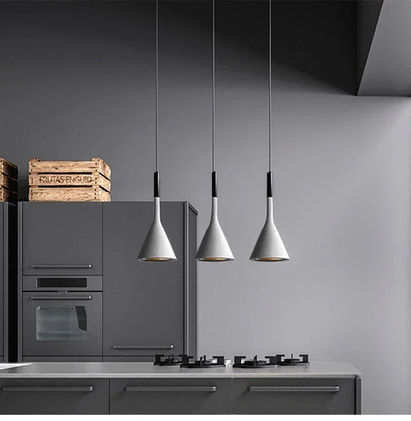 Pendente LED Branco E27 — Luminária de Lustre para Cozinha, Quarto e Sala de Jantar