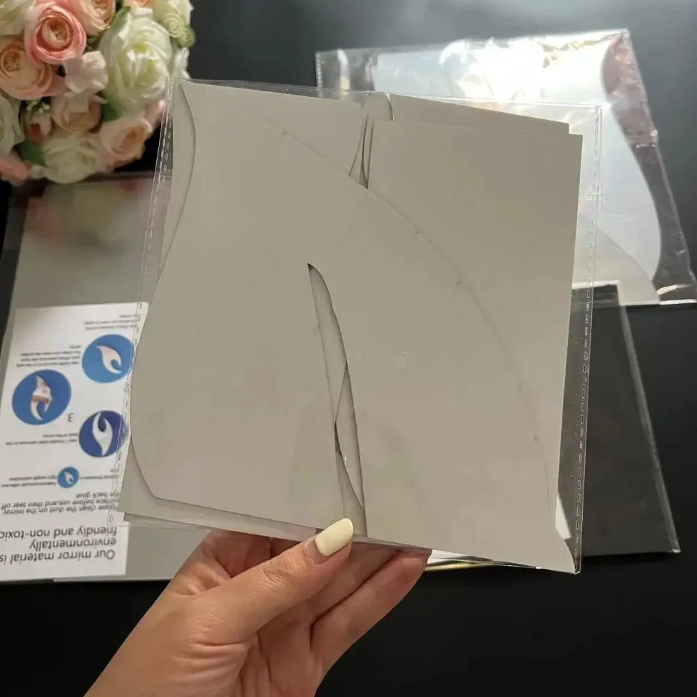 Adesivo de Parede 3D Penas Dançantes com Espelho — Decoração Elegante para Sala e Quarto