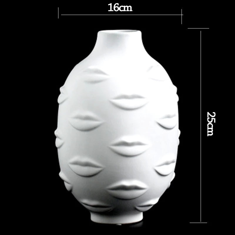 Vaso Cerâmica Lábios 3D — Branco Decorativo para Flores Secas e Arranjos Criativos