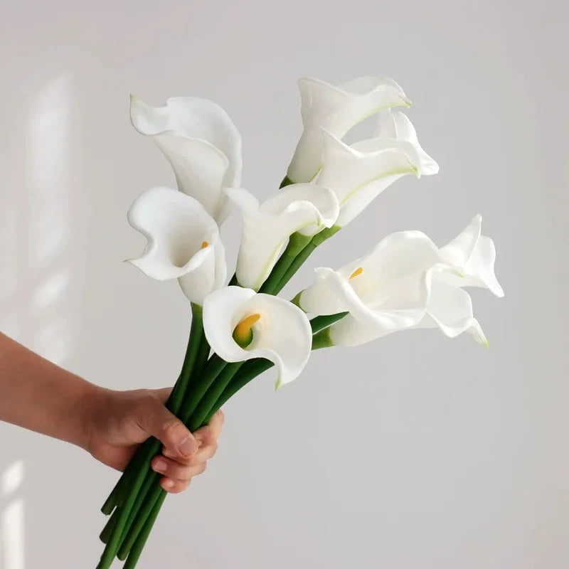 Buquê Copo de Leite Artificial 10 Hastes — Decoração para Casamento, Noiva e Primavera