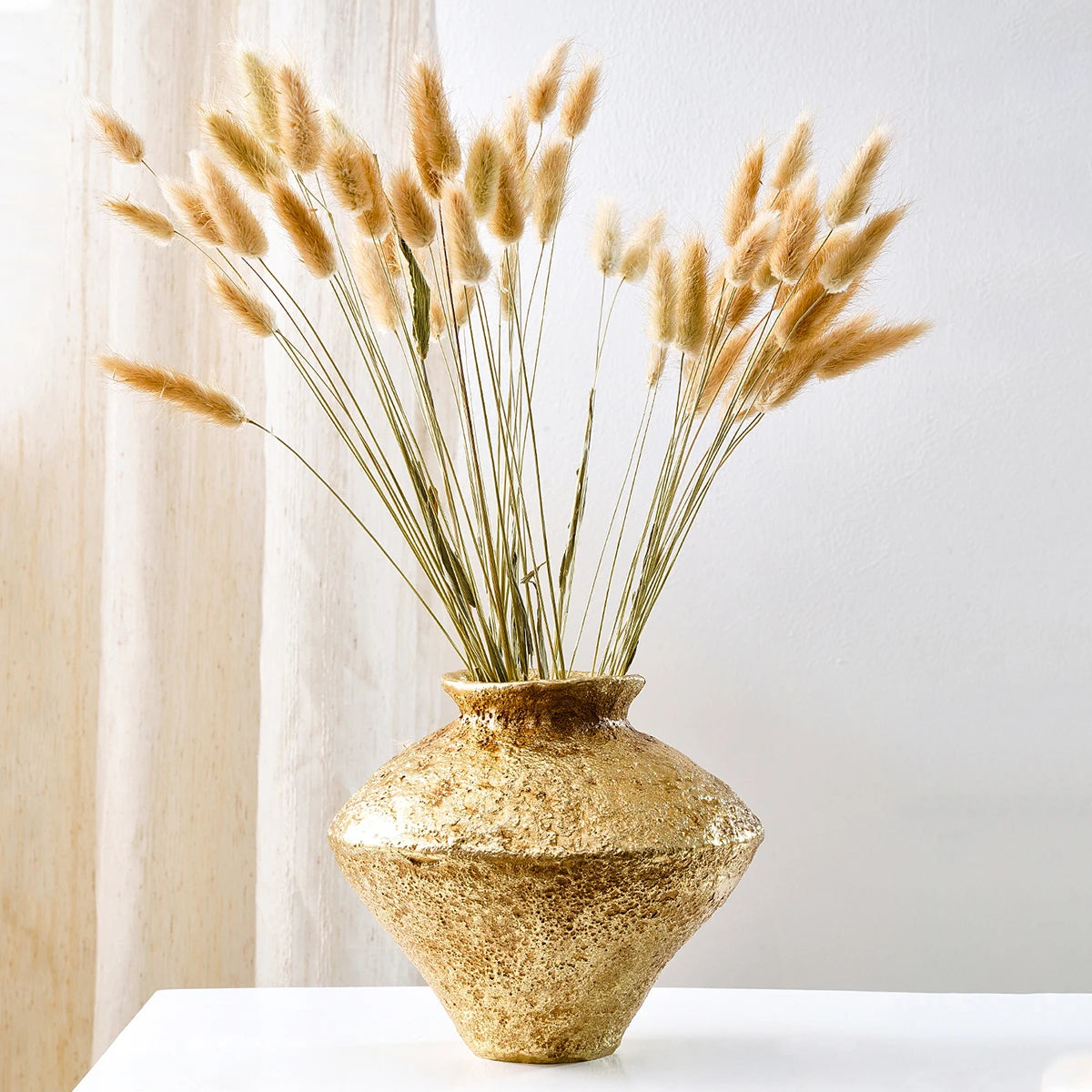 Vaso Resina Jarra Rústica Dourada Retrô — Decorativo para Sala e Ambientes