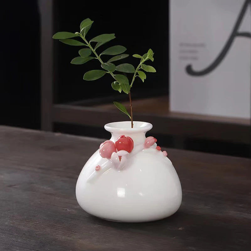 Vaso Decorativo de Cerâmica Pintado à Mão — Mini Vaso com Flores Secas para Mesa