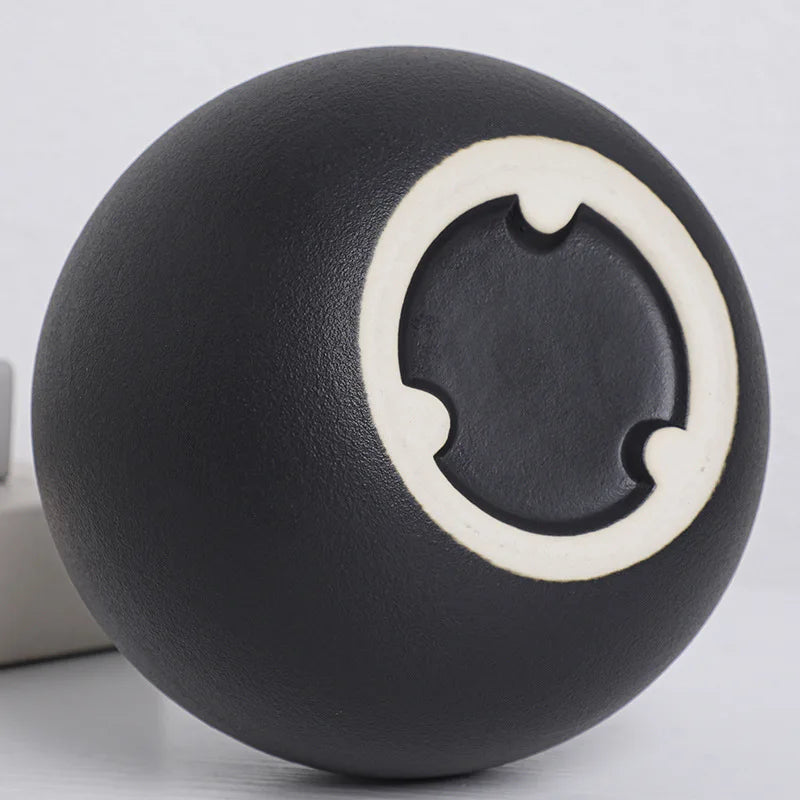 Vaso de Ceramica Bola Europeu Preto e Branco