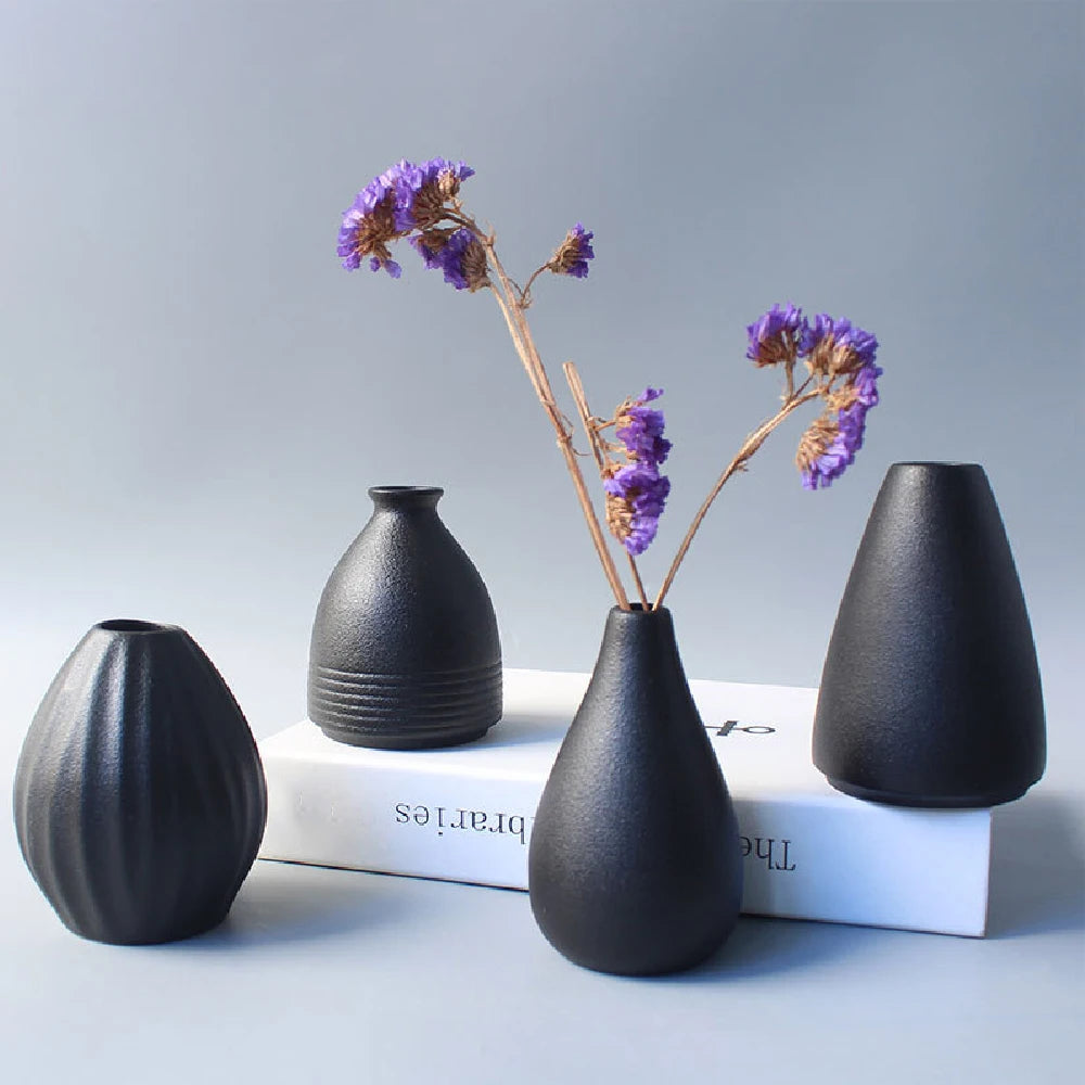 Vaso Cerâmica Pequeno Preto Rústico Japonês — Decoração Minimalista de Mesa