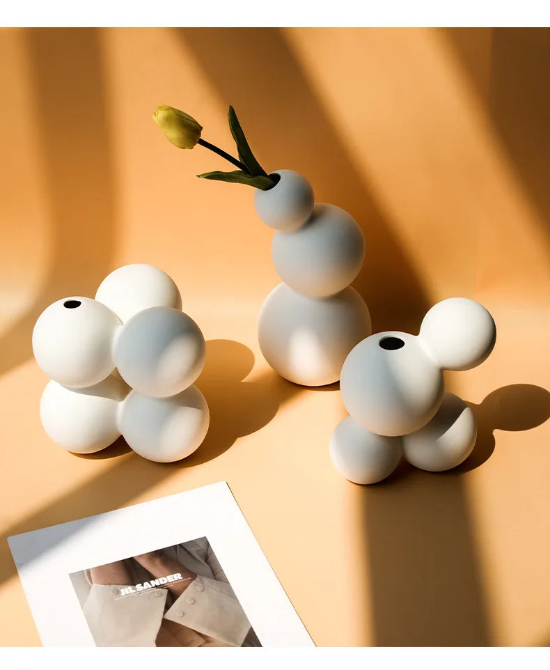 Vaso Cerâmica Branco Nórdico para Flores Artificiais — Figurine Decorativa para Sala