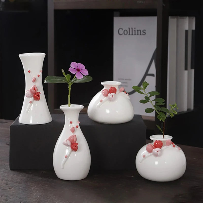 Vaso Decorativo de Cerâmica Pintado à Mão — Mini Vaso com Flores Secas para Mesa