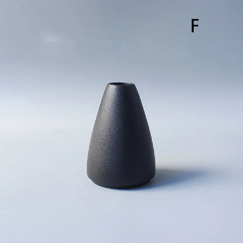 Vaso Cerâmica Pequeno Preto Rústico Japonês — Decoração Minimalista de Mesa