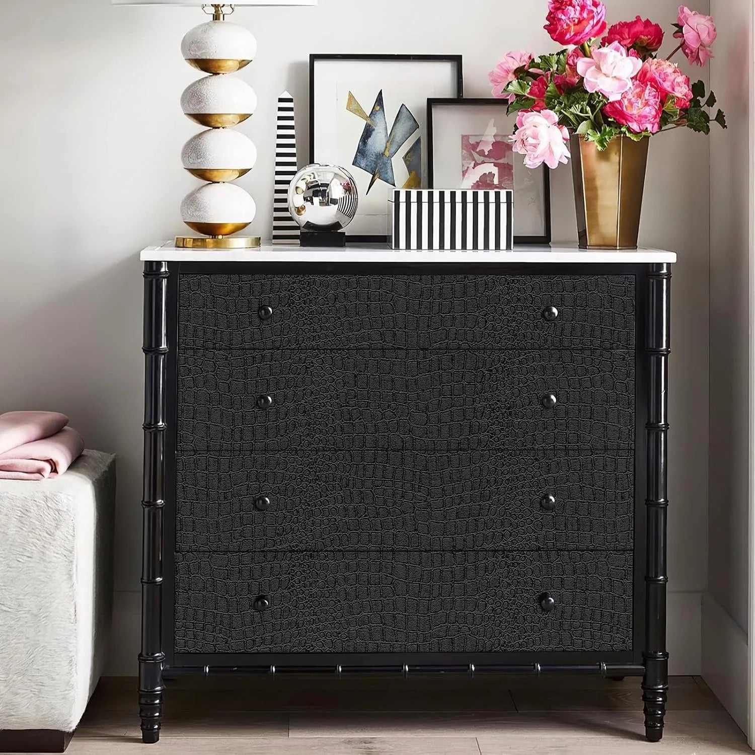 Papel de Parede Crocodilo Preto Autocolante — Textura Luxo para Quarto e Armários