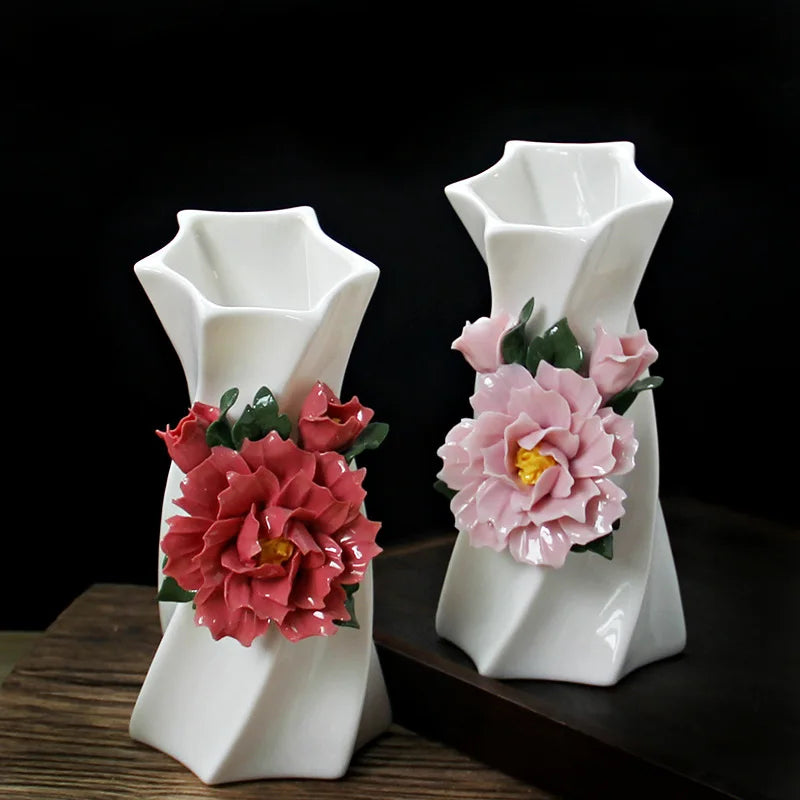 Vaso Decorativo de Cerâmica Pintado à Mão — Mini Vaso com Flores Secas para Mesa