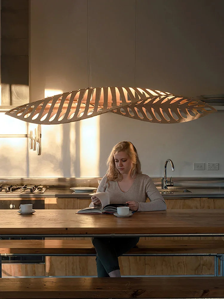 Lustre de Madeira Estilo Wabi Sabi — Pendente LED para Sala, Bar e Café