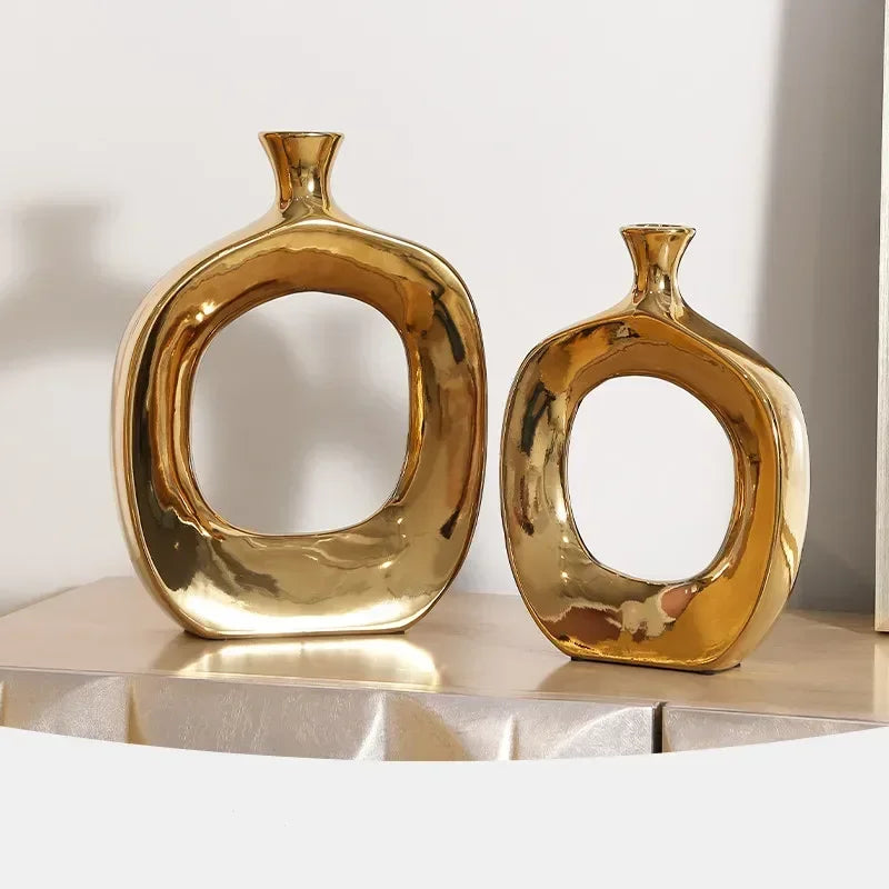 Vaso de Cerâmica Dourado Nórdico — Enfeite Decorativo para Sala e Arranjos de Flores