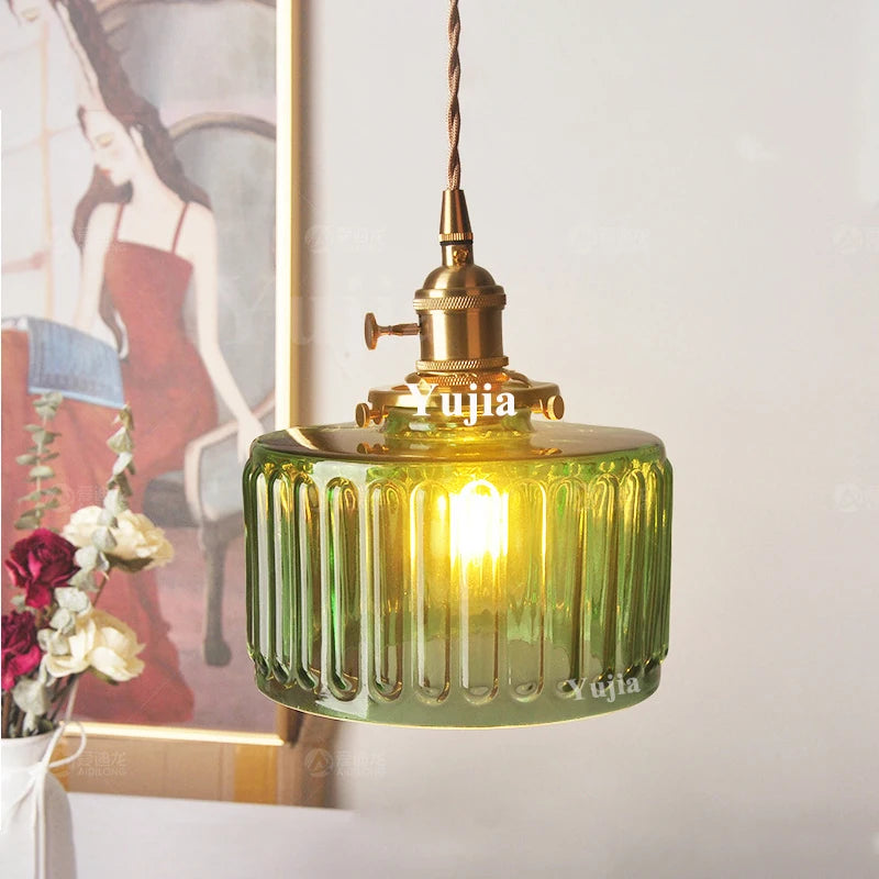 Pendente Nórdico Vidro Verde — Luminária de Latão para Cozinha e Sala de Jantar