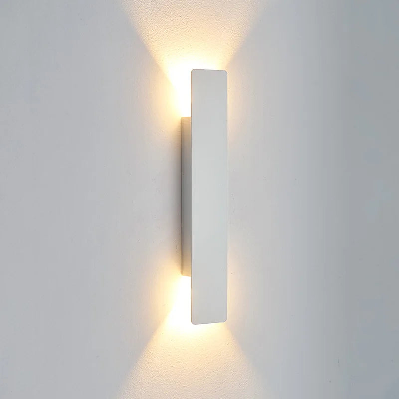 Arandela LED Moderna IP65 Impermeável 18W — Iluminação Cima e Baixo Interna e Externa